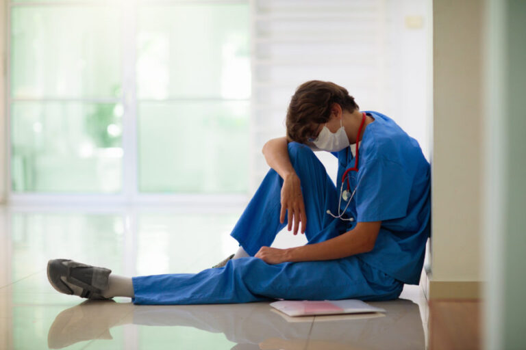 Why are Healthcare Professionals at a High Risk for Addiction?